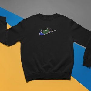 New- White&black Embroidered anime box Sweaters